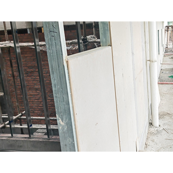 临沂泄爆墙 专业泄爆 质量轻 优质原料 阻燃三小时 性能稳定